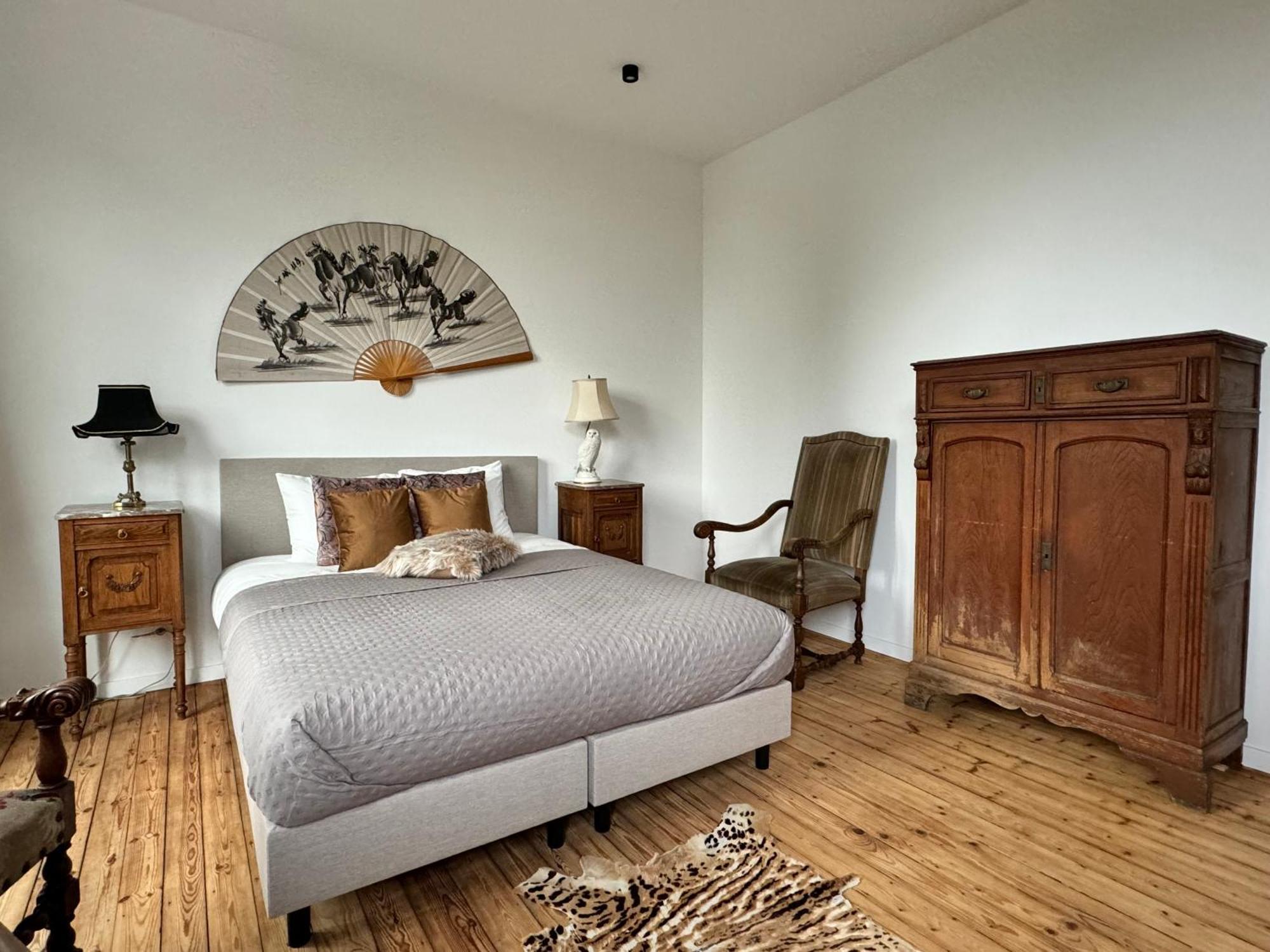 Guest House Gent Bagian luar foto
