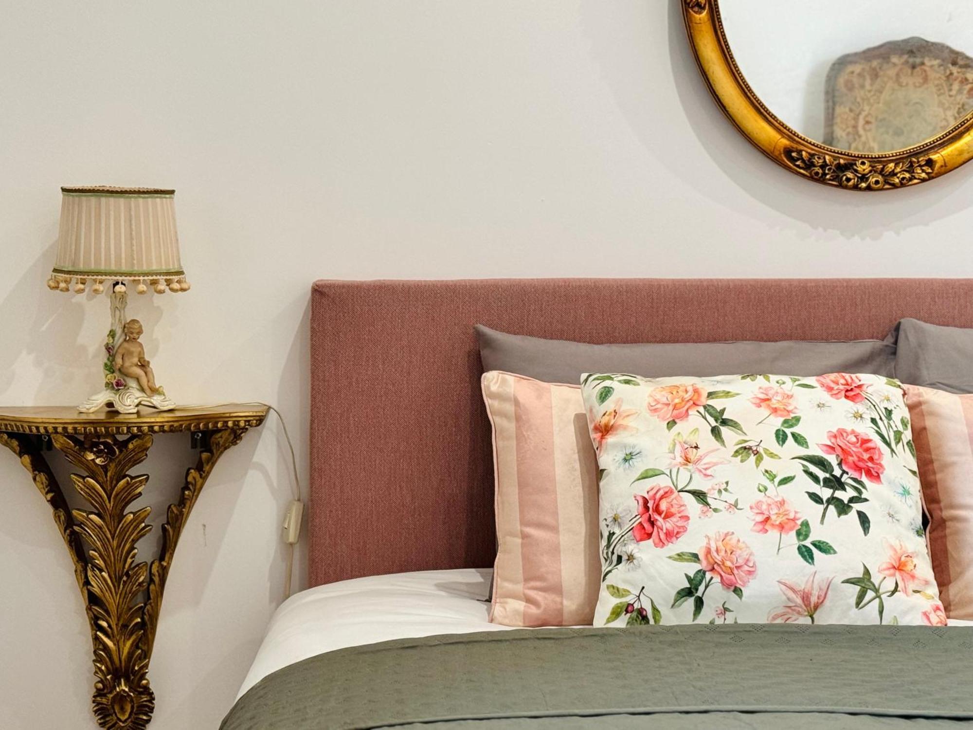 Guest House Gent Bagian luar foto