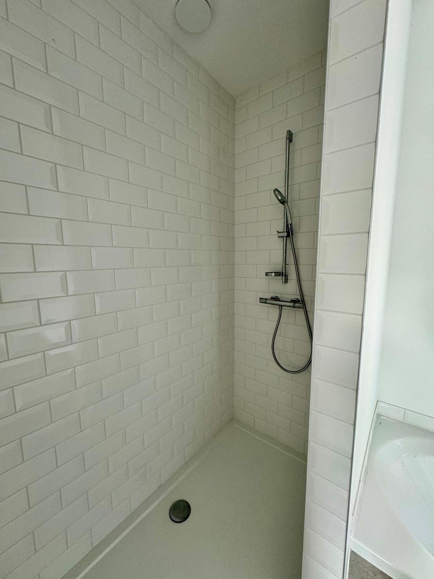 Guest House Gent Bagian luar foto
